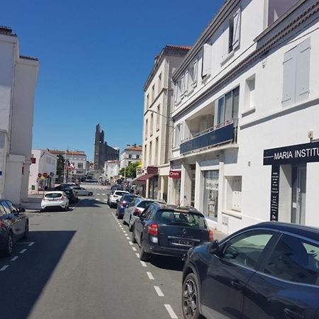 Appartement T3 Confortable A 300M Plage, Terrasse, Proche Commerces Et Marche Central - Fr-1-71-51 Royan Zewnętrze zdjęcie